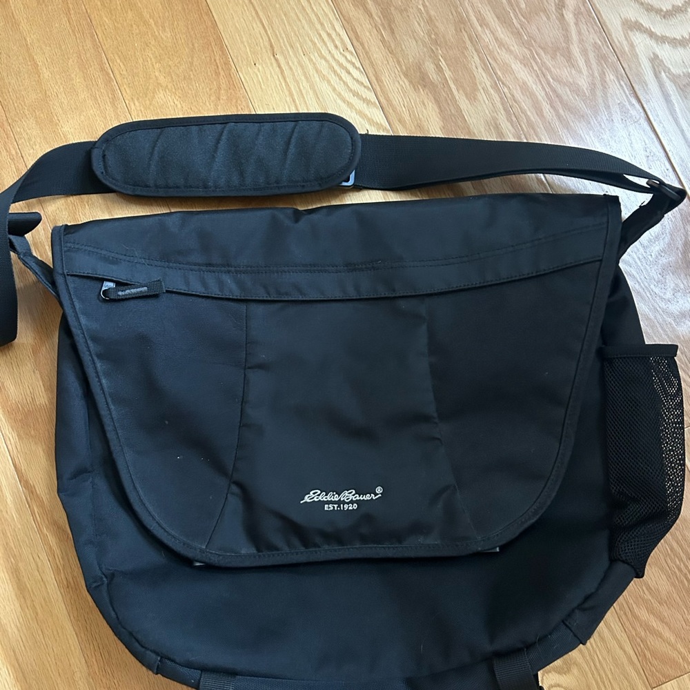 Messenger work bag /travel bag